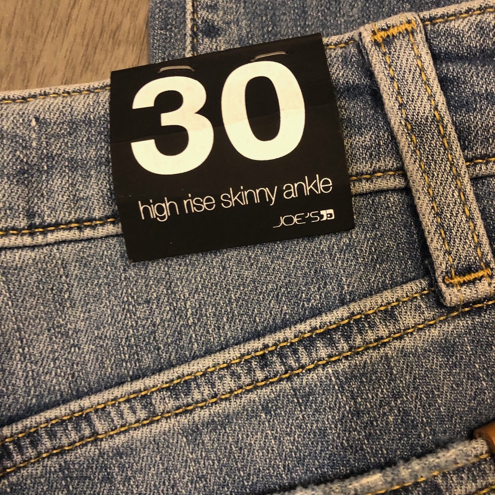 NWT Joe's Jeans - Size 30 - Picture 2 of 6